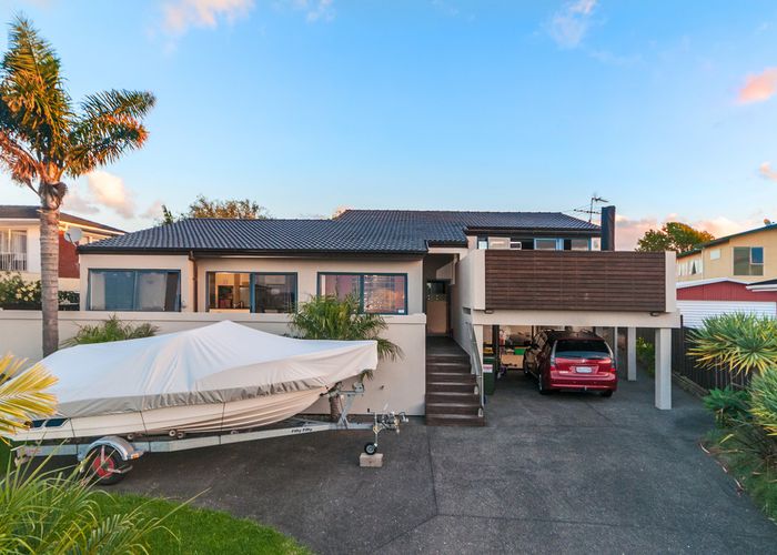  at 43 Bramley Drive, Farm Cove, Auckland