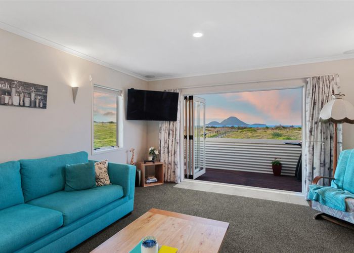 Free property data for 5 Esplanade Rise, Coastlands, Whakatane homes