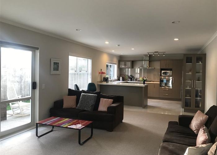  at 10 Darion Drive, Flat Bush, Auckland