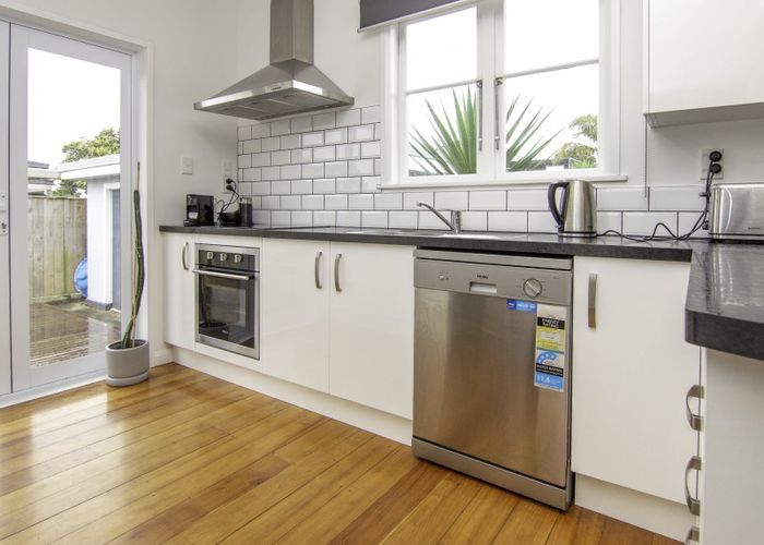  at 293 Fitzherbert Avenue, West End, Palmerston North