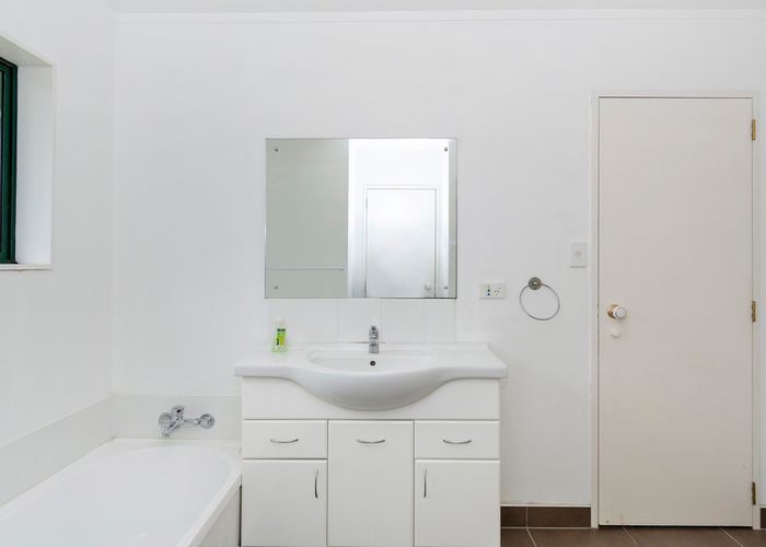  at 15 Romana Crescent, Papamoa Beach, Papamoa