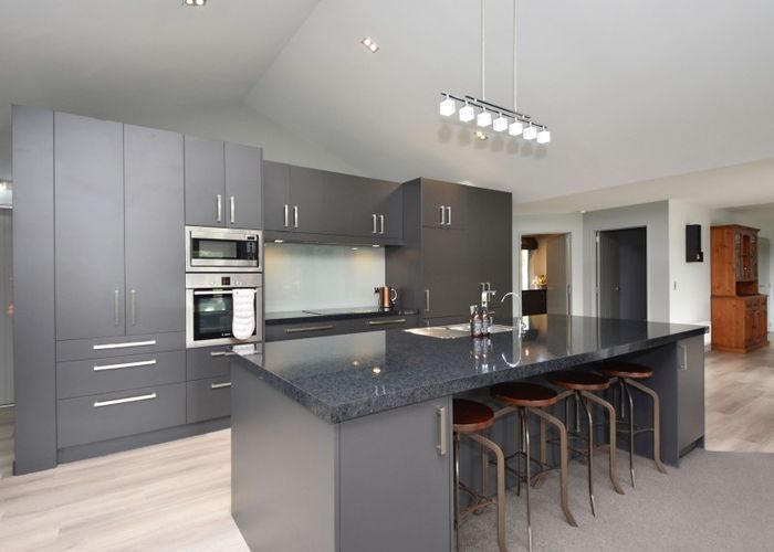  at 225 Oreti Road, Otatara