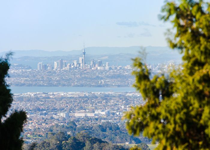  at 731 Scenic Drive, Henderson Valley, Auckland