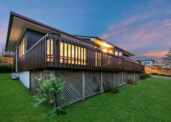  at 1A Eastglen Road, Glen Eden, Auckland