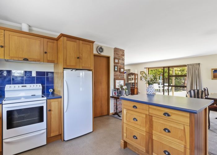  at 8 Thackeray Street, St Andrews