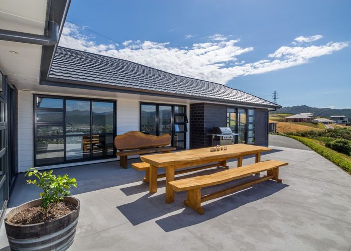  at 53 Percy Kinsman Crescent, Riverstone Terraces, Upper Hutt