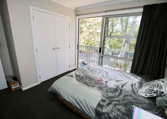  at 5/16 Hammond Street, Hamilton Central, Hamilton