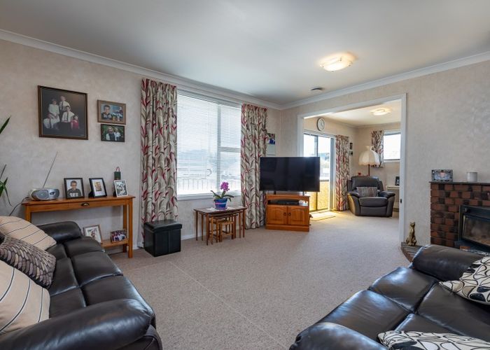 at 32 Piko Street, Titahi Bay, Porirua