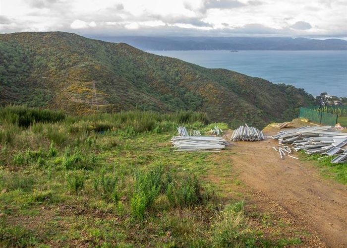  at 33 Grumman Lane, Newlands, Wellington