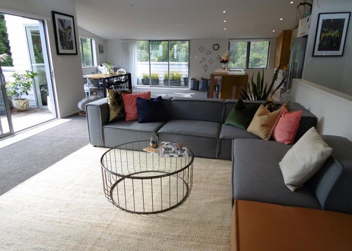  at 30 Kempthorne Crescent, Mission Bay, Auckland