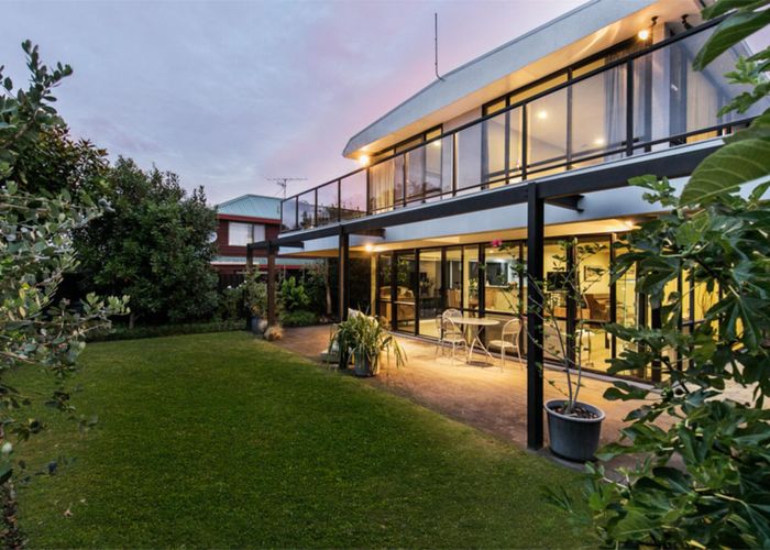  at 101A Te Kawa Road, Greenlane, Auckland