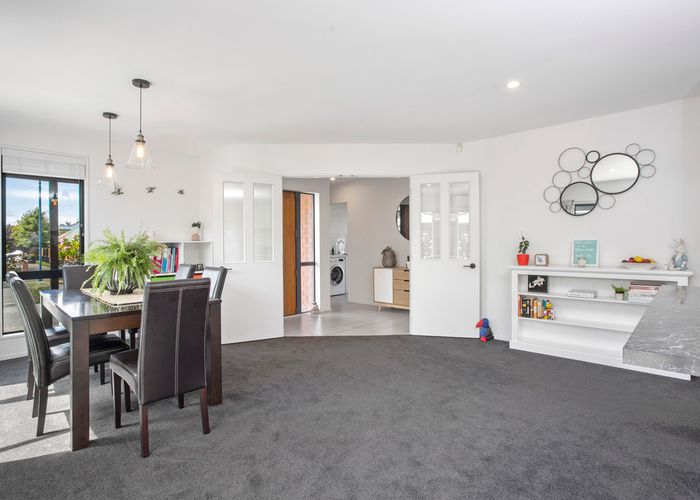 at 53 Chesterfield Mews, Russley, Christchurch