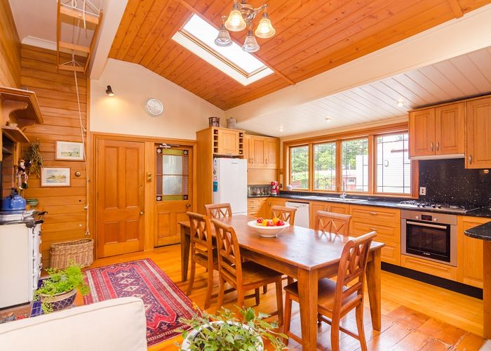  at 8 Hilton Road, Carterton