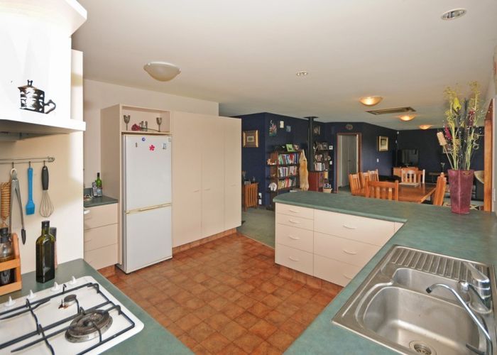  at 122 Kukutauaki Road, Koputaroa, Levin