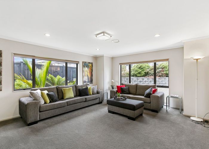  at 28 Dawood Place, The Gardens, Auckland