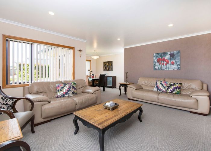  at 109 Wayne Francis Drive, Flat Bush, Auckland