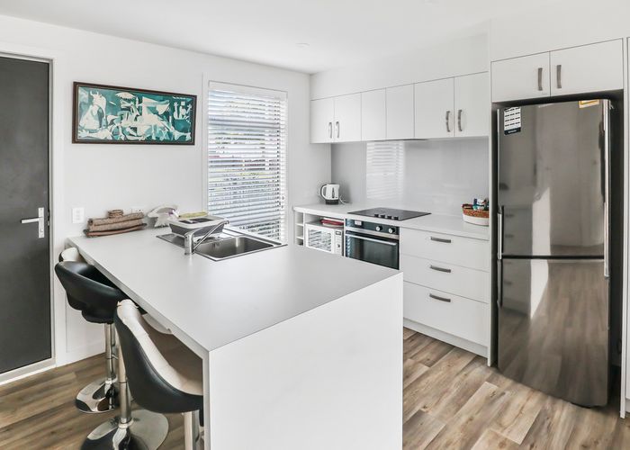  at 4/2 View Road, Mount Eden, Auckland