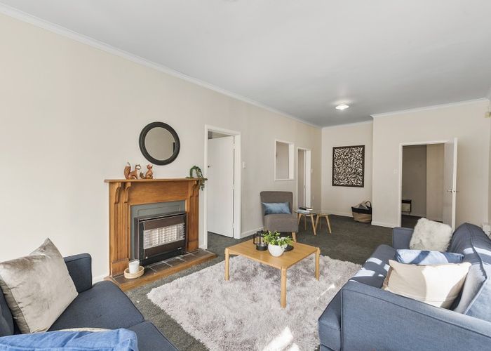  at 6 Knighton Road, Hillcrest, Hamilton