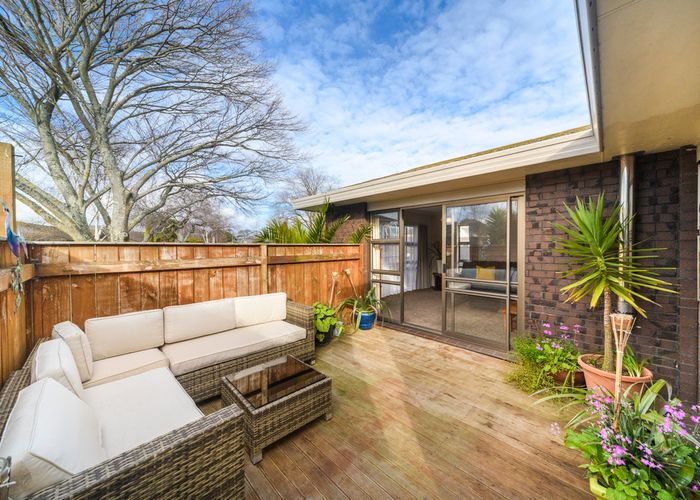  at 33 Aintree Crescent, Awapuni, Palmerston North
