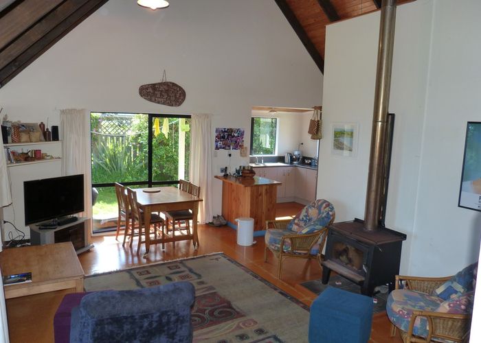  at 17A TE MIHA Crescent, Cape Palliser