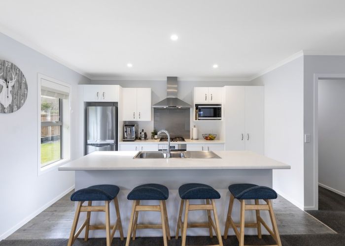  at 21 Brian Morgan Terrace, Wainuiomata, Lower Hutt