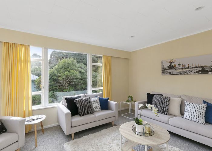 at 10 Chaucer Way, Karori, Wellington