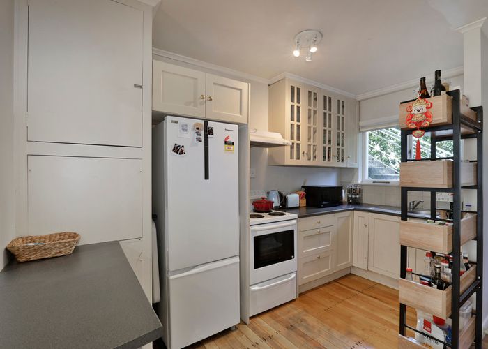  at 2/5 Balfour Road, Parnell, Auckland