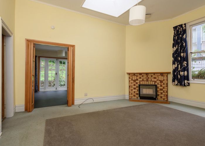  at 11 Adams Terrace, Aro Valley, Wellington