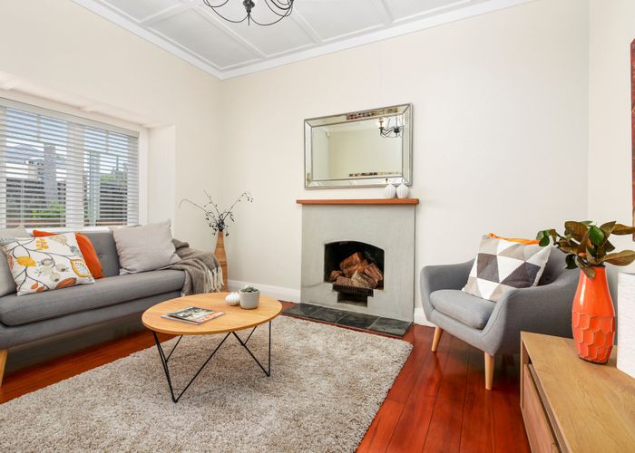  at 14 Horotutu Road, Greenlane, Auckland