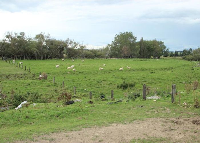  at 207 Winter Road, Menzies Ferry, Wyndham