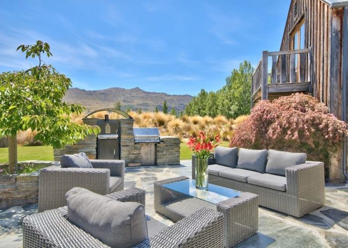 at 31 Mountain View Road, Dalefield, Queenstown