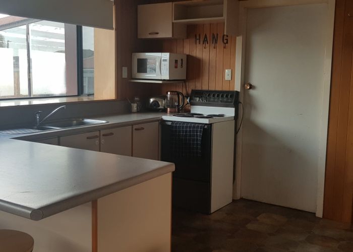  at 10 Emlyn Place, Avondale, Christchurch