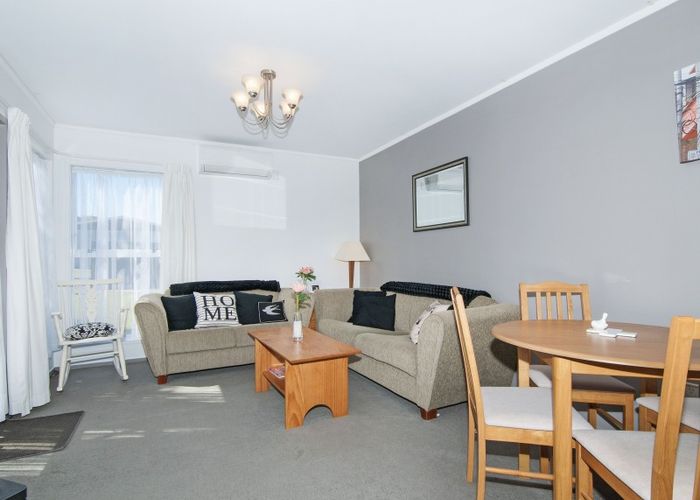 at 1/17 Cedar Street, Maungaraki, Lower Hutt