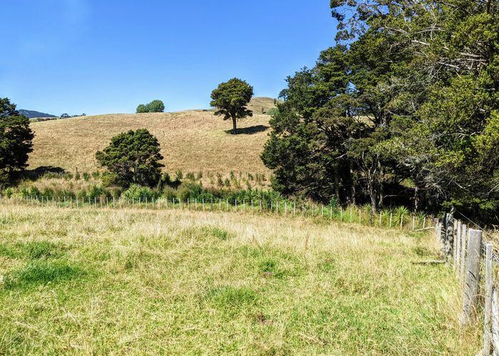  at 660 West Coast road, Makarau, Auckland