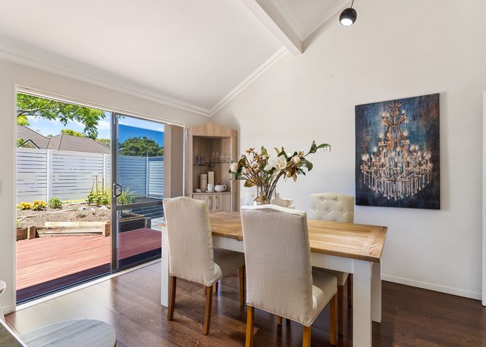  at 1/4 Dromora Close, Dannemora, Auckland