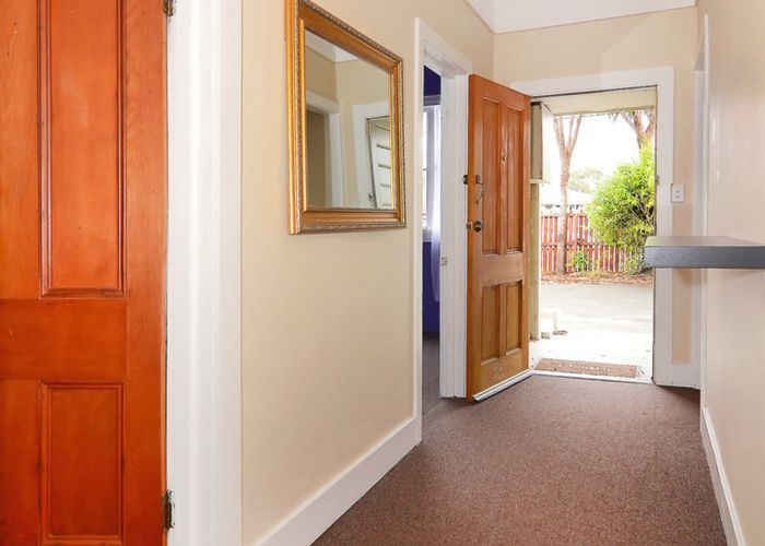  at 19 Wellington Street, Phillipstown, Christchurch