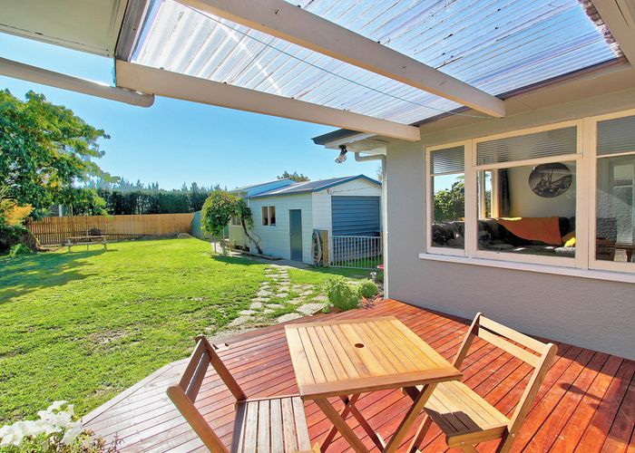  at 84 Old Mill Road, Brooklyn