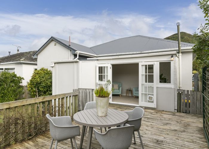  at 15 Hathaway Avenue, Karori, Wellington