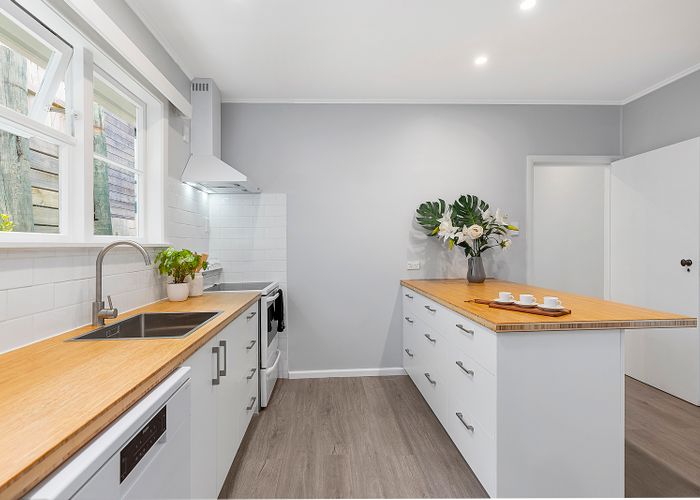  at 1 Orleans Street, Ngaio, Wellington