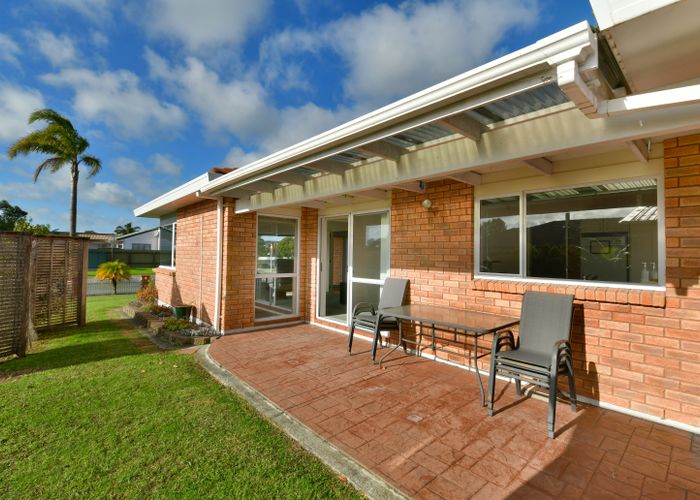  at 1 Lakeside Drive, Orewa, Orewa