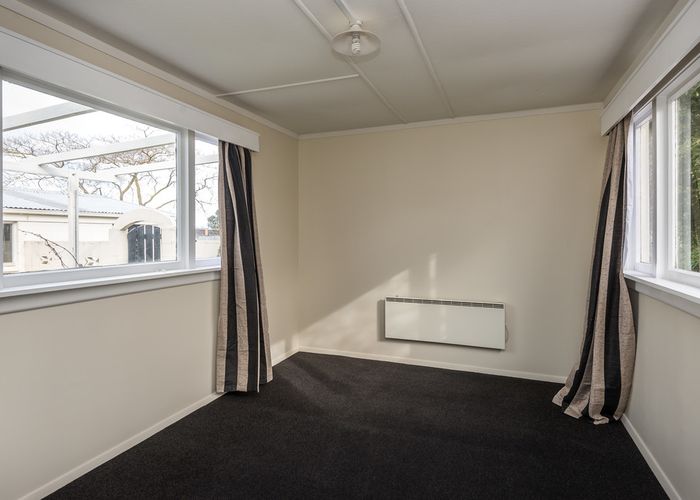  at 6 Travis Road, Burwood, Christchurch