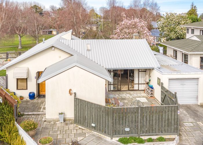  at 3 Collier Place, Saint Johns Hill, Whanganui