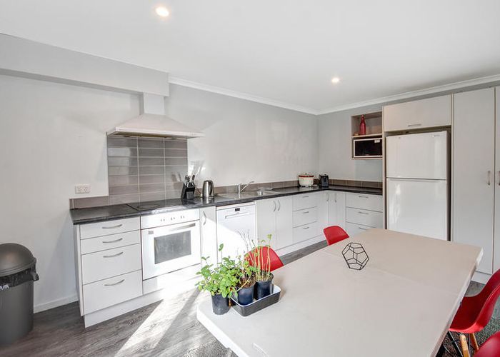  at 129 Harbour Terrace, North Dunedin, Dunedin
