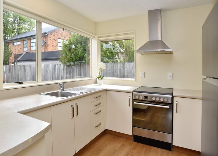  at 2/19 Burdale Street, Riccarton, Christchurch