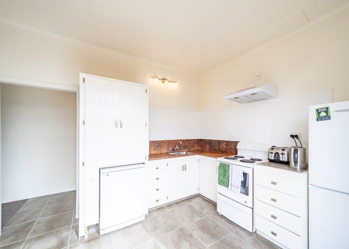  at 106 Charles Street, Westshore, Napier