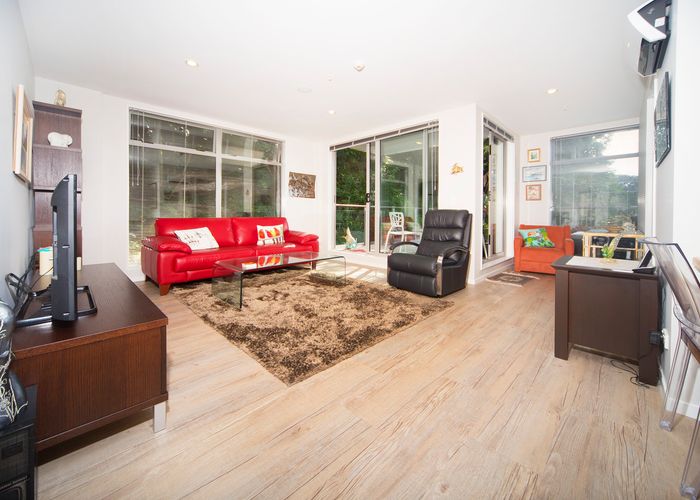  at 107/19 Bute Road, Browns Bay, Auckland