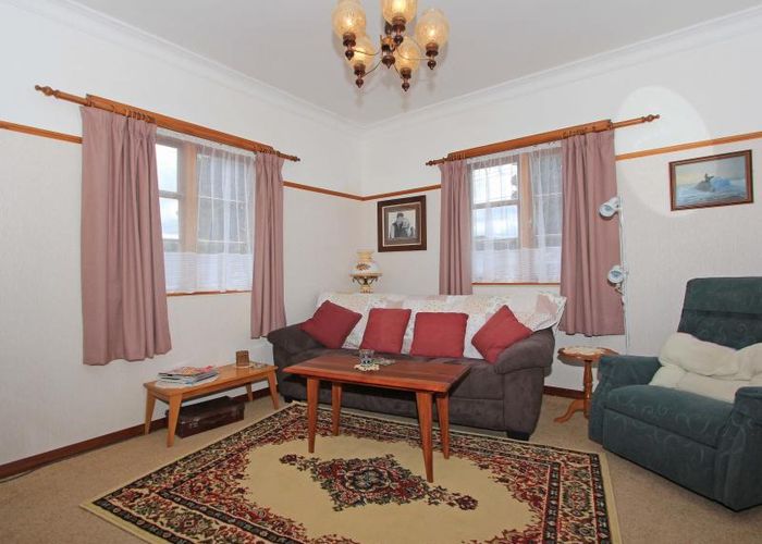  at 4 Hart Avenue, Boulcott, Lower Hutt