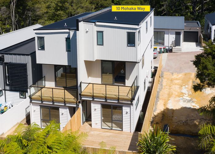  at 10 Mohaka Way, Albany Heights, Auckland