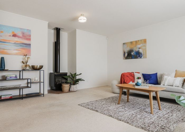  at 22 Hadleigh Court, Paraparaumu