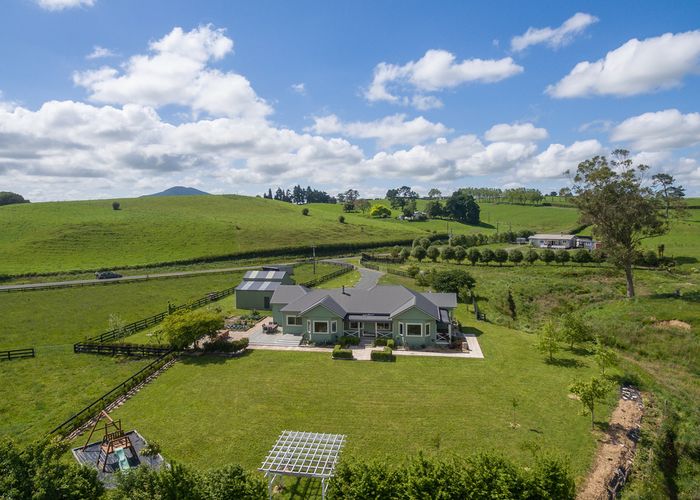  at 42 Kiwi Road, Puketotara, Te Awamutu